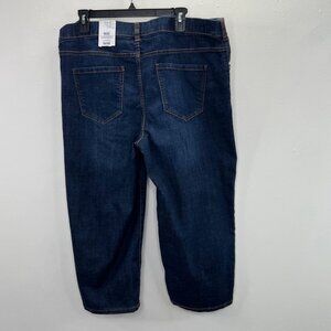 Time and Tru Pull On Capri Denim Jeans Xl 16-18 Blue Stretch 39" Waist NWT